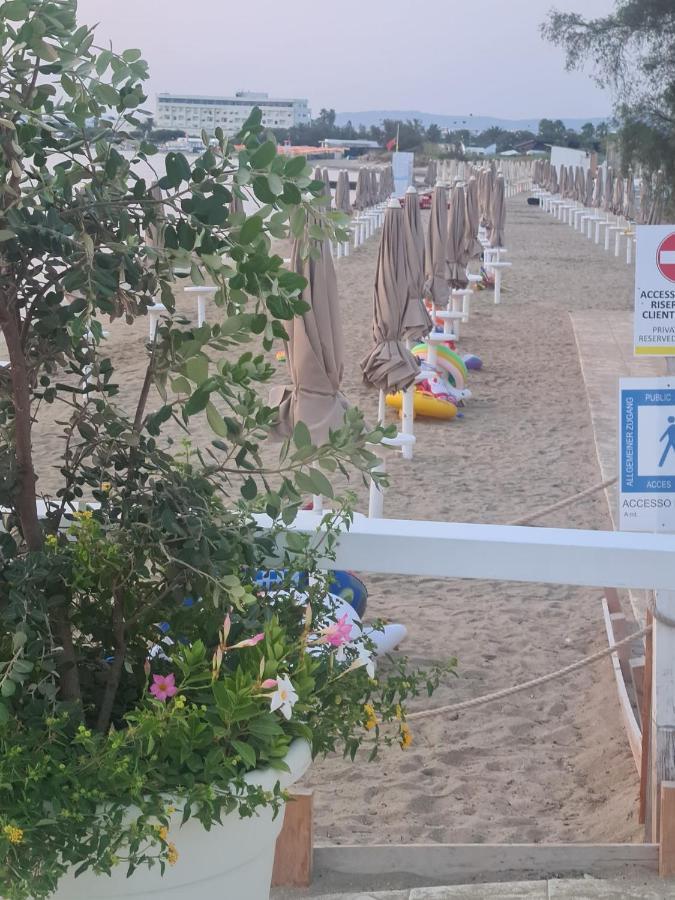 B&B A Un Passo Dal Mare Torre Canne Exterior photo